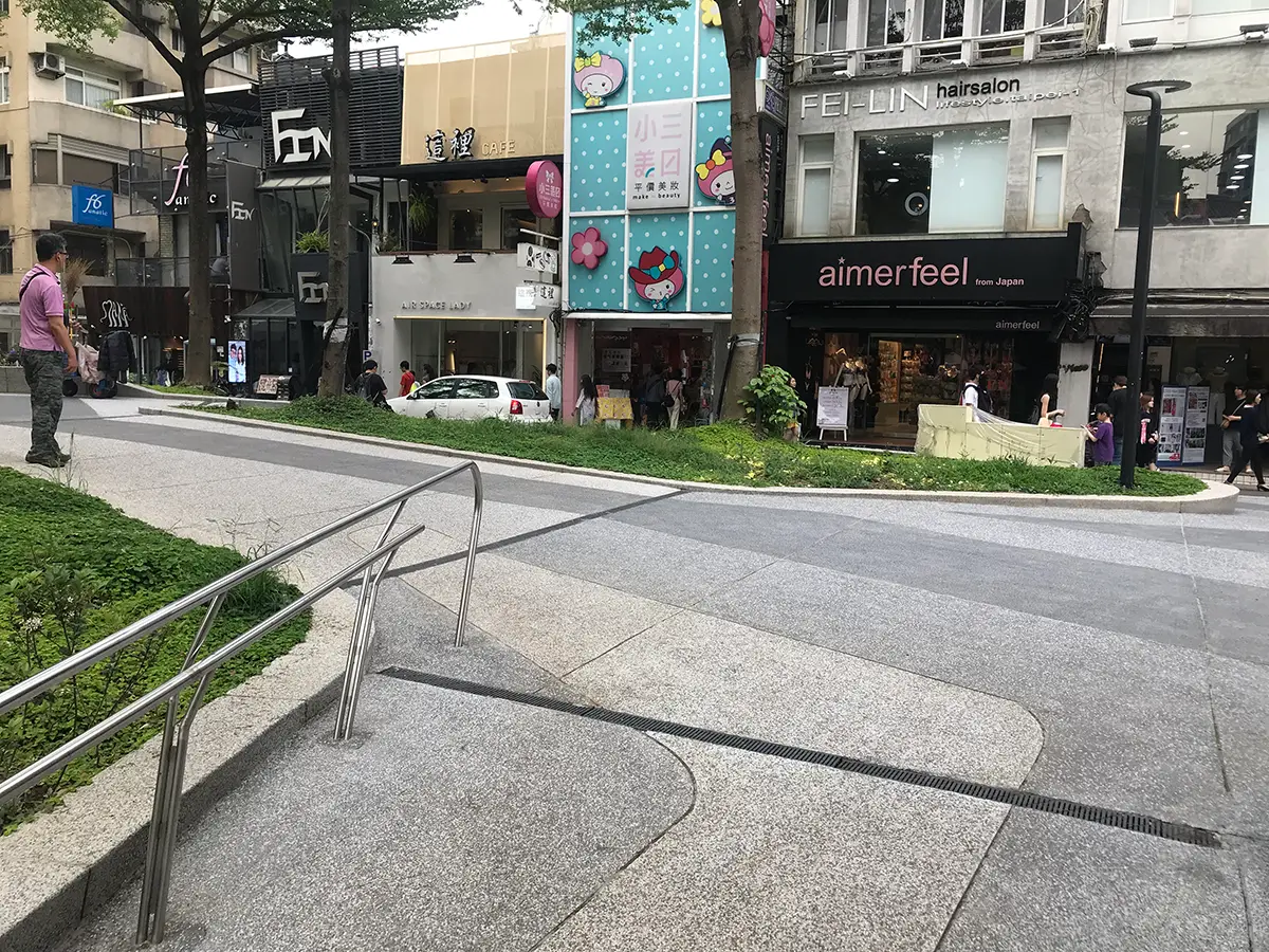 行人地坪排水-3